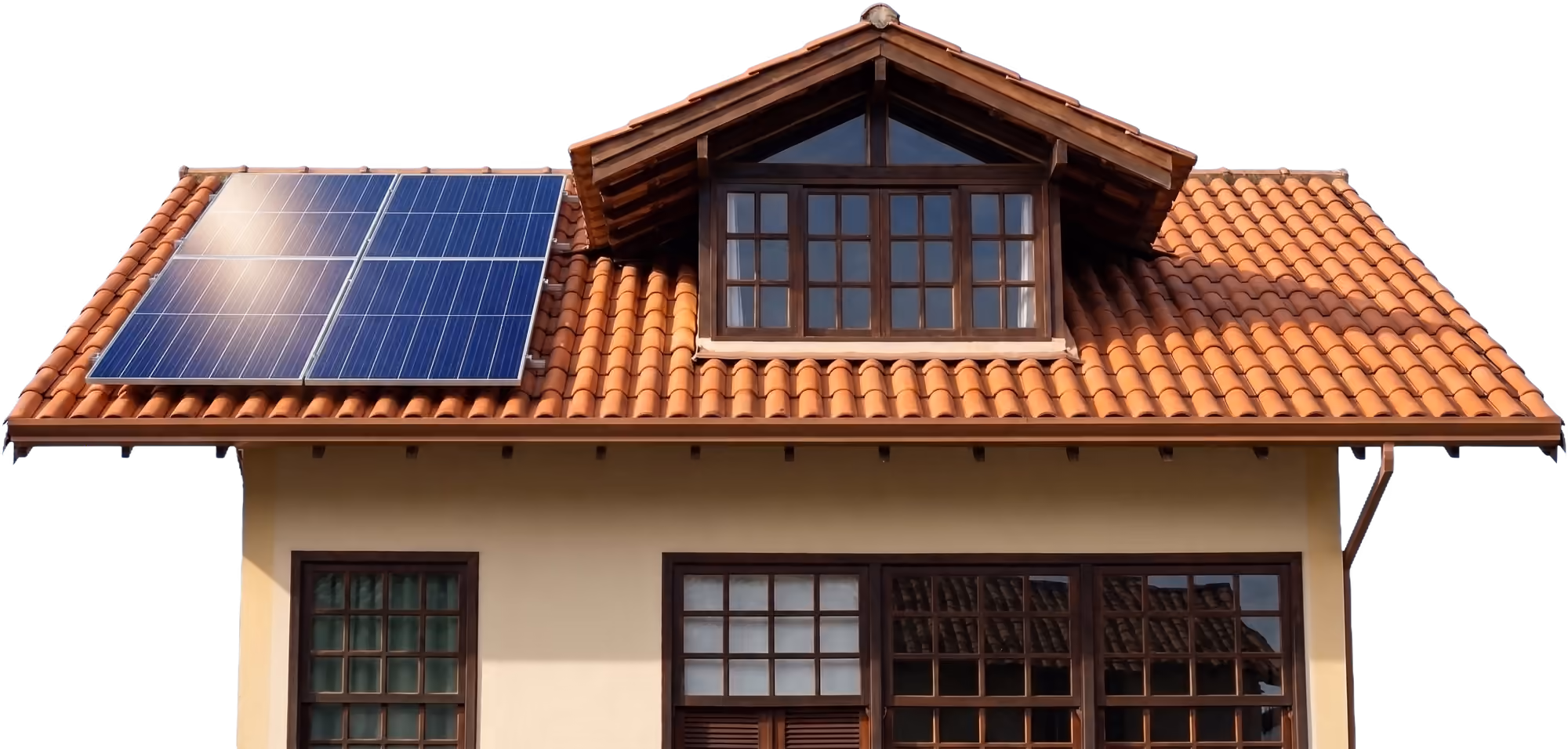 Casa com telhado coberto por painéis solares em Paraty